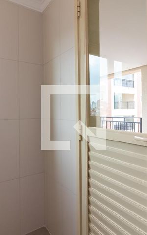 Apartamento à venda com 75m², 2 quartos e 1 vagaÁrea de Serviço