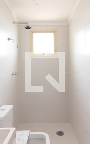 Apartamento à venda com 75m², 2 quartos e 1 vagaBanheiro da Suíte