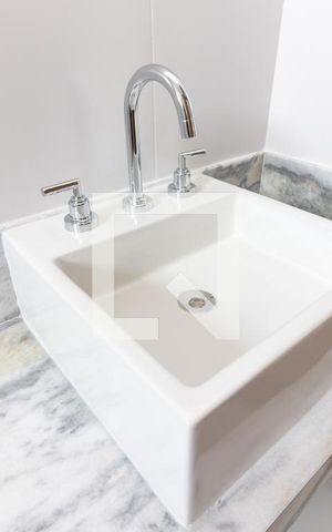 Apartamento à venda com 75m², 2 quartos e 1 vagaBanheiro 2