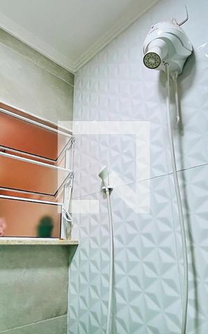 Casa à venda com 172m², 3 quartos e 2 vagasBanheiro da Suíte - Casa 2