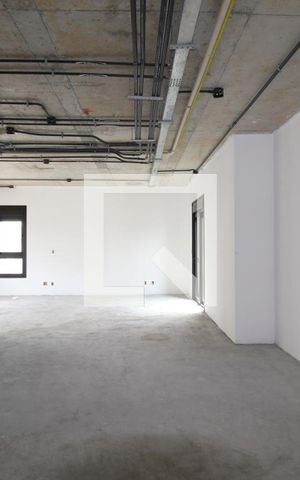 Apartamento à venda com 472m², 5 quartos e 4 vagasQuarto 4 - Suíte