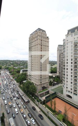 Apartamento à venda com 472m², 5 quartos e 4 vagasVista da Suíte 1