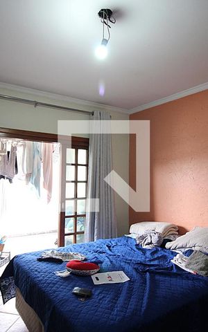 Casa à venda com 306m², 3 quartos e 2 vagasQuarto 2