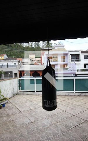 Casa à venda com 306m², 3 quartos e 2 vagasQuarto 1 Vista 