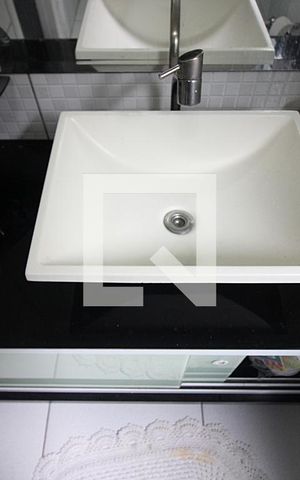 Casa à venda com 306m², 3 quartos e 2 vagasBanheiro Social