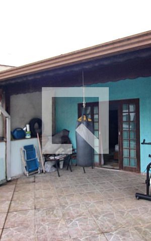 Casa à venda com 306m², 3 quartos e 2 vagasQuarto 1 Vista 