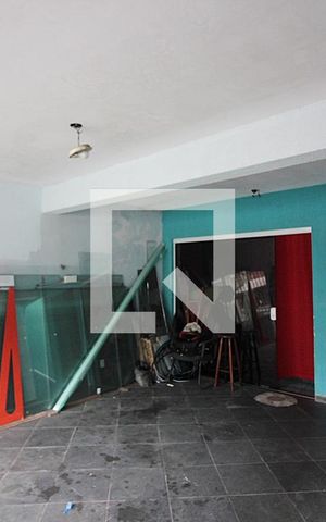 Casa à venda com 306m², 3 quartos e 2 vagasGaragem