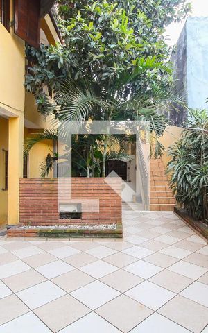 Casa à venda com 149m², 3 quartos e 3 vagas Casa à venda com 149m², 3 quartos e 3 vagasGaragem
