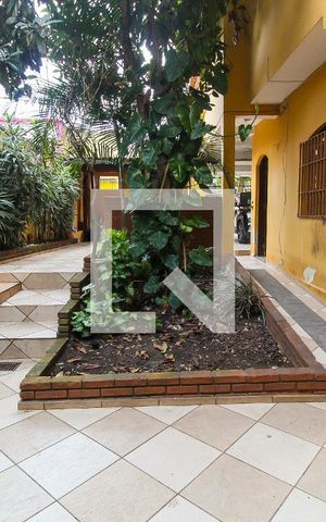 Casa à venda com 149m², 3 quartos e 3 vagas Casa à venda com 149m², 3 quartos e 3 vagasQuintal