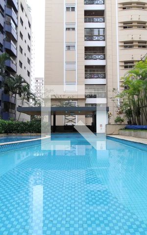 Apartamento à venda com 100m², 3 quartos e 2 vagasÁrea Comum - Piscina