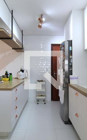 Apartamento à venda com 100m², 3 quartos e 2 vagasCozinha e Área de Serviço