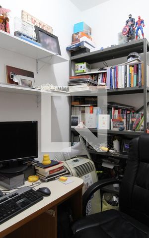 Apartamento à venda com 100m², 3 quartos e 2 vagasEscritório