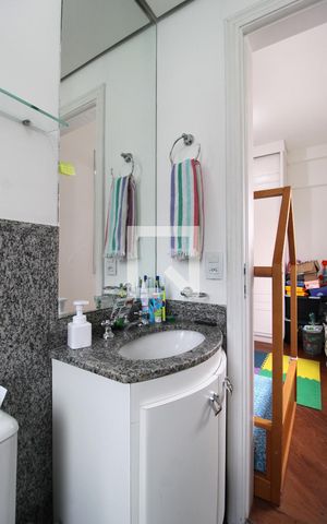 Apartamento à venda com 100m², 3 quartos e 2 vagasBanheiro da Suíte 1