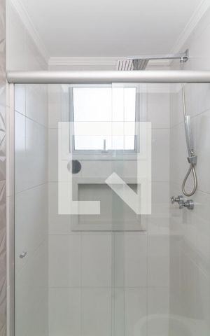 Apartamento à venda com 81m², 2 quartos e 2 vagasBanheiro da Suíte