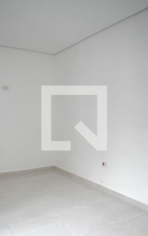 Casa à venda com 200m², 3 quartos e 2 vagas Casa à venda com 200m², 3 quartos e 2 vagasEdícula