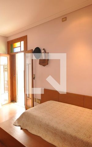 Casa à venda com 378m², 4 quartos e 8 vagasSuíte 4