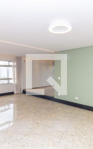 Apartamento à venda com 340m², 4 quartos e 4 vagasSala