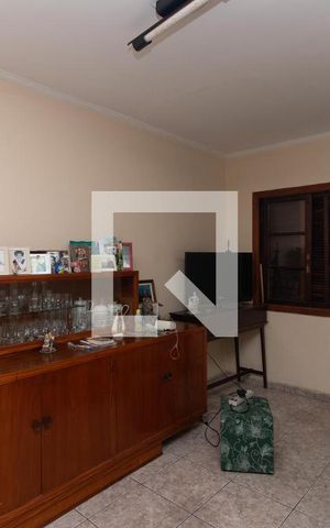 Casa à venda com 300m², 5 quartos e 6 vagasQuarto 6