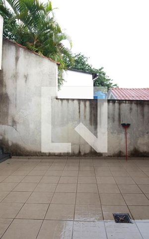 Casa à venda com 300m², 5 quartos e 6 vagasQuintal