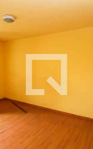 Casa à venda com 250m², 3 quartos e 2 vagas Casa à venda com 250m², 3 quartos e 2 vagasQuarto 3