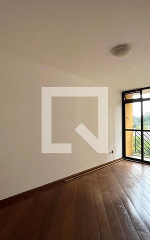 Apartamento à venda com 75m², 3 quartos e 2 vagas Apartamento à venda com 75m², 3 quartos e 2 vagasSala