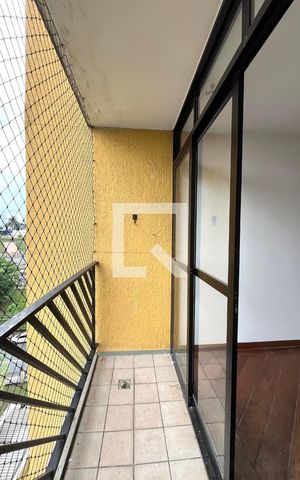 Apartamento à venda com 75m², 3 quartos e 2 vagas Apartamento à venda com 75m², 3 quartos e 2 vagasvaranda