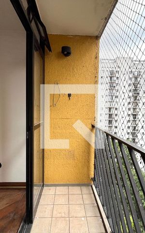 Apartamento à venda com 75m², 3 quartos e 2 vagas Apartamento à venda com 75m², 3 quartos e 2 vagasvaranda