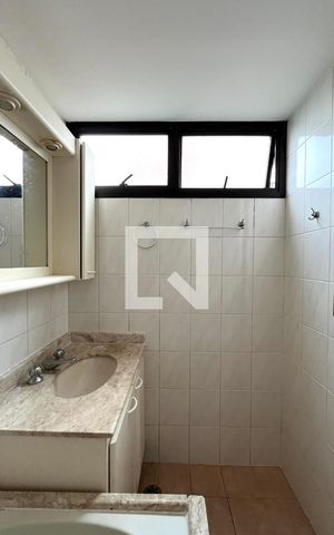 Apartamento à venda com 75m², 3 quartos e 2 vagas Apartamento à venda com 75m², 3 quartos e 2 vagasBanheiro do Quarto