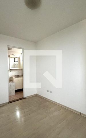 Apartamento à venda com 75m², 3 quartos e 2 vagas Apartamento à venda com 75m², 3 quartos e 2 vagasQuarto