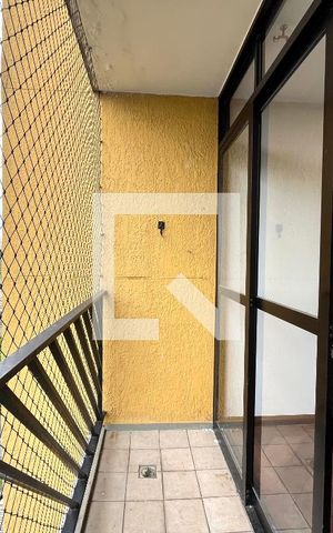 Apartamento à venda com 75m², 3 quartos e 2 vagas Apartamento à venda com 75m², 3 quartos e 2 vagasvaranda