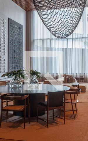 Apartamento à venda com 472m², 5 quartos e 4 vagas Apartamento à venda com 472m², 5 quartos e 4 vagasÁrea Comum - Salão de Festas