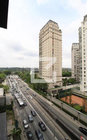 Apartamento à venda com 472m², 5 quartos e 4 vagasVista da Suíte 1