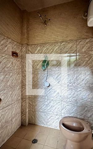 Casa à venda com 325m², 3 quartos e 1 vagaBanheiro Área Privativa