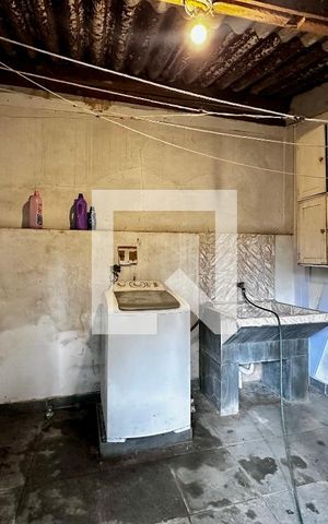 Casa à venda com 325m², 3 quartos e 1 vagaÁrea de Serviço