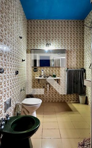 Casa à venda com 325m², 3 quartos e 1 vagaBanheiro