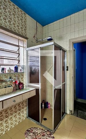 Casa à venda com 325m², 3 quartos e 1 vagaBanheiro