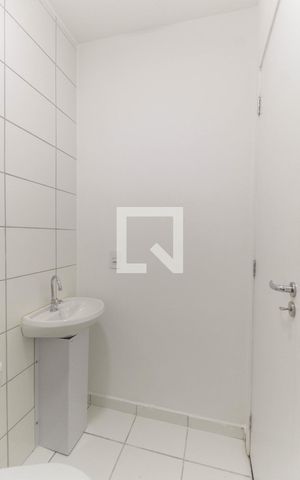 Apartamento para alugar com 41m², 2 quartos e sem vaga Apartamento para alugar com 41m², 2 quartos e sem vagaBanheiro
