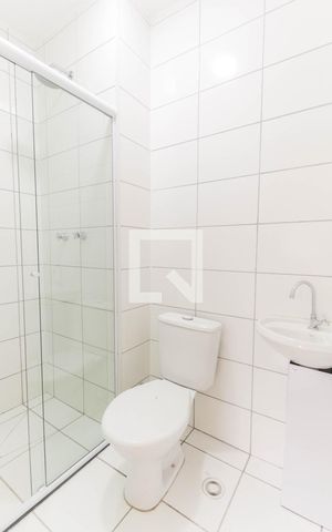 Apartamento para alugar com 41m², 2 quartos e sem vaga Apartamento para alugar com 41m², 2 quartos e sem vagaBanheiro