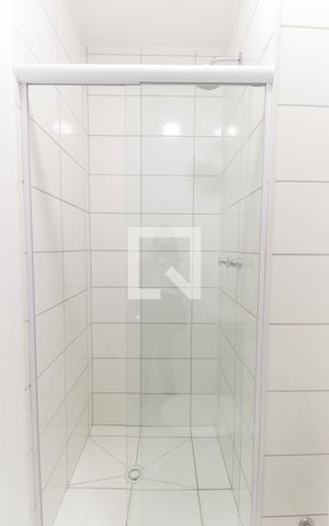 Apartamento para alugar com 41m², 2 quartos e sem vaga Apartamento para alugar com 41m², 2 quartos e sem vagaBanheiro