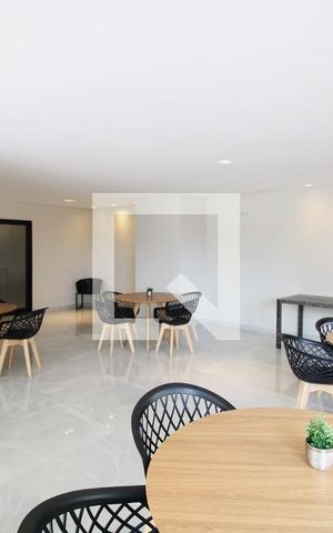 Apartamento para alugar com 26m², 1 quarto e sem vagaÁrea comum - Salão de festas