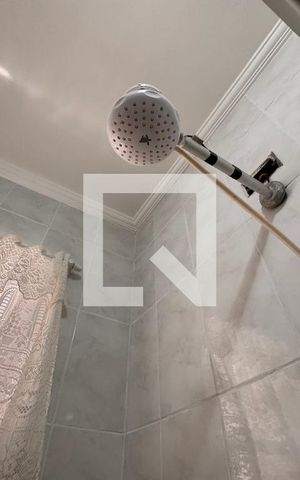 Casa à venda com 300m², 3 quartos e 2 vagasBanheiro da suíte 