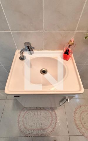 Casa à venda com 300m², 3 quartos e 2 vagasLavabo 