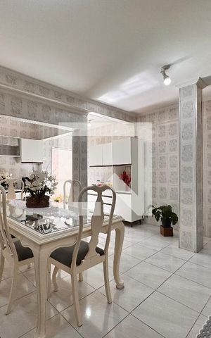 Casa à venda com 300m², 3 quartos e 2 vagasCozinha