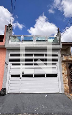 Casa à venda com 300m², 3 quartos e 2 vagasFachada