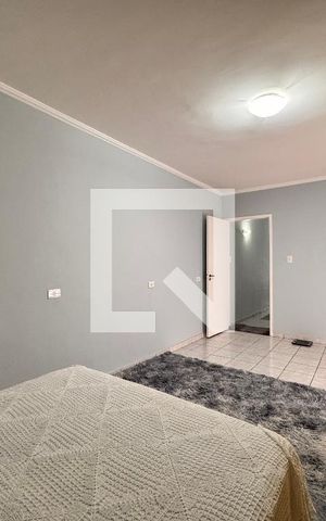Casa à venda com 300m², 3 quartos e 2 vagasSuite 