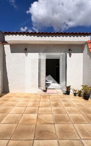 Casa à venda com 300m², 3 quartos e 2 vagasVaranda