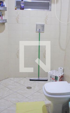 Casa à venda com 125m², 3 quartos e sem vagaBanheiro 1