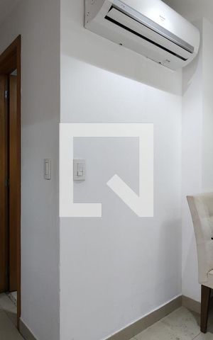 Apartamento para alugar com 78m², 3 quartos e 1 vaga Apartamento para alugar com 78m², 3 quartos e 1 vagaSala