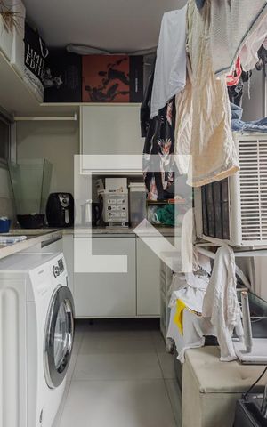Apartamento à venda com 100m², 2 quartos e 1 vagaÁrea de Serviço
