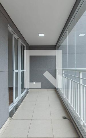 Apartamento à venda com 44m², 1 quarto e 1 vaga Apartamento à venda com 44m², 1 quarto e 1 vagaVaranda